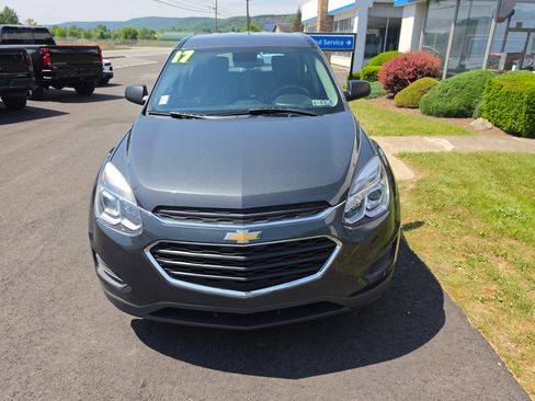 Used 2017 Chevrolet Equinox LS AWD/4WD image 8