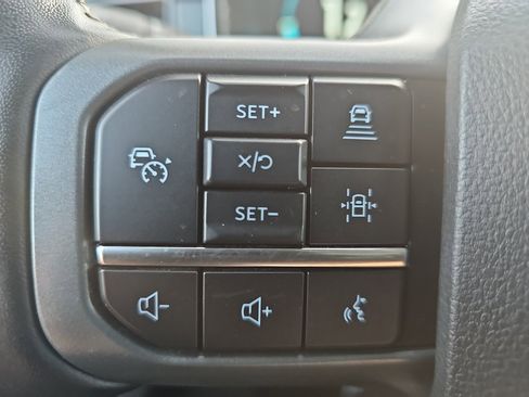 Used 2022 Ford F150 Lariat w/ Max Trailer Tow Package image 16