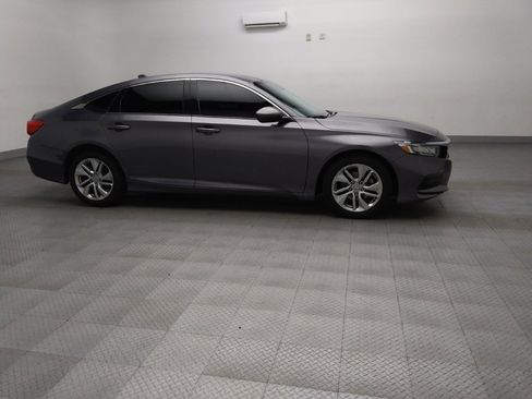 Used 2019 Honda Accord LX image 11