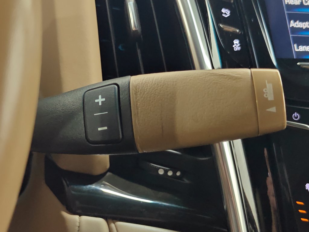 Used 2018 Cadillac Escalade Platinum AWD/4WD image 60