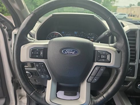 Used 2019 Ford F250 Lariat w/ Lariat Ultimate Package AWD/4WD image 24