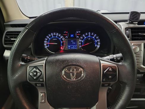 Used 2019 Toyota 4Runner SR5 image 14