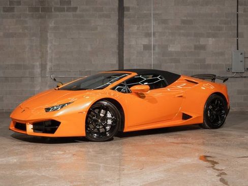Used 2019 Lamborghini Huracan LP 580-2 image 33
