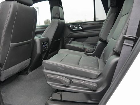 Used 2021 Chevrolet Tahoe Z71 w/ Z71 Signature Package image 19