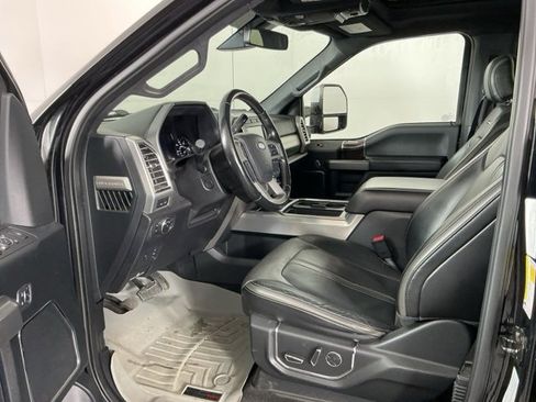 Used 2017 Ford F350 Platinum w/ Platinum Ultimate Package image 11