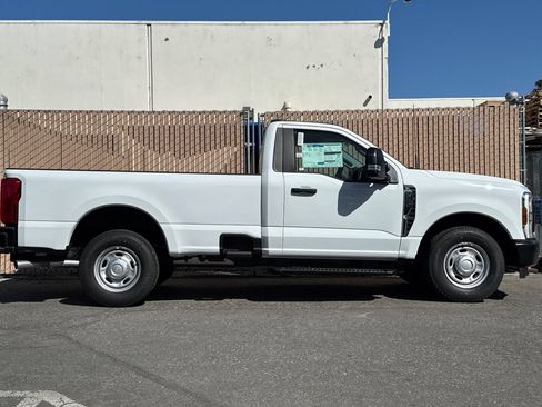 New 2026 Ford F250 XL RWD image 4
