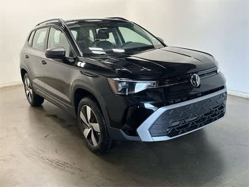 Certified 2025 Volkswagen Taos S image 26