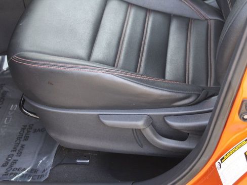 Used 2019 Nissan Kicks SR w/ SR Premium Package image 16