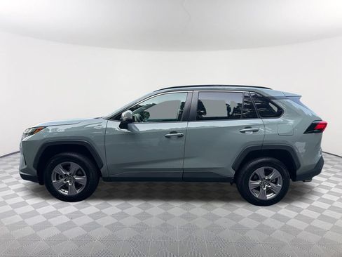 Used 2022 Toyota RAV4 XLE w/ Convenience Package FWD image 8