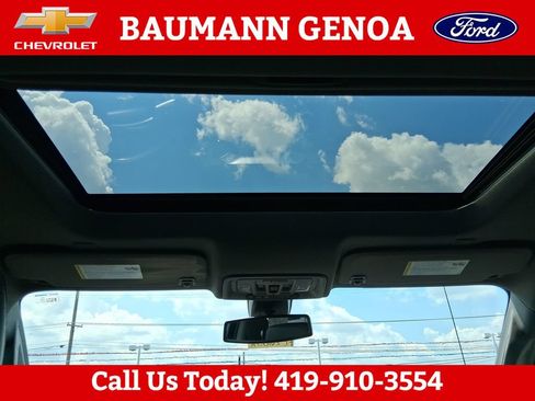 Used 2021 Chevrolet Silverado 1500 LTZ w/ LTZ Premium Package AWD/4WD image 15