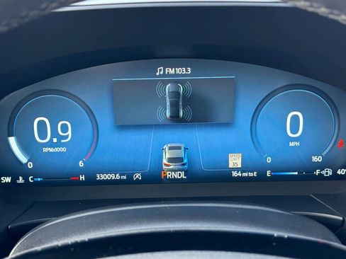 Used 2024 Ford Escape Platinum image 25