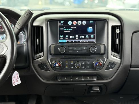 Used 2018 Chevrolet Silverado 1500 LT w/ All Star Edition image 17