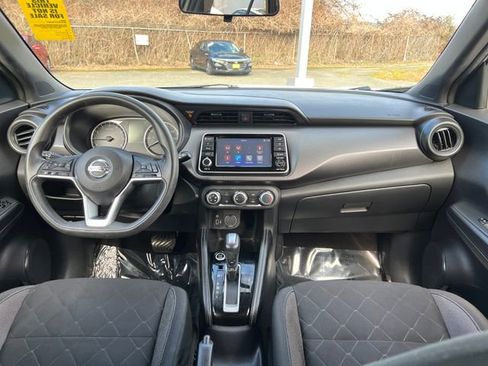 Used 2018 Nissan Kicks S w/ Exterior Package image 12