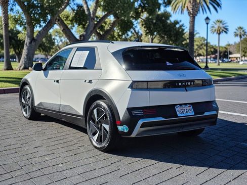 Certified 2025 Hyundai Ioniq 5 SEL image 6