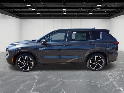 New 2025 Mitsubishi Outlander SE AWD/4WD image 2