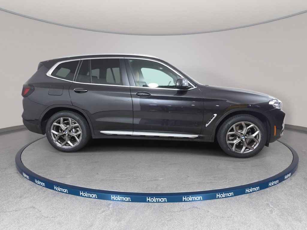Certified 2023 BMW X3 xDrive30i w/ Premium Package AWD/4WD image 4