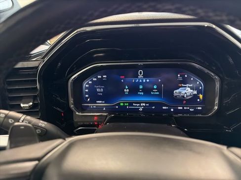 Used 2023 Chevrolet Silverado 1500 High Country w/ Technology Package image 34