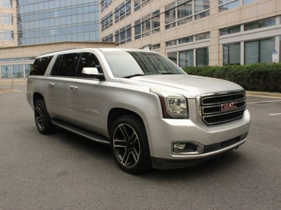 Used 2017 GMC Yukon XL SLE w/ Convenience Package