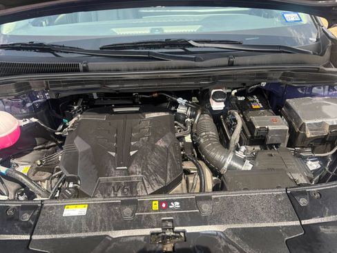 Used 2026 Kia Carnival FWD image 35