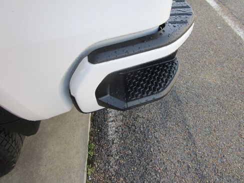 New 2026 GMC Sierra 1500 AT4 w/ Technology Package image 10