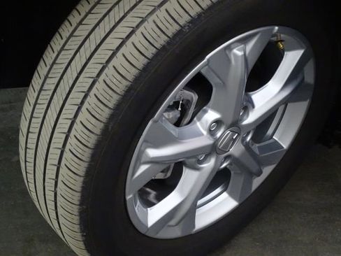 Used 2024 Honda HR-V LX image 36