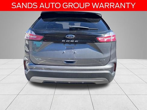 Used 2024 Ford Edge SEL image 5