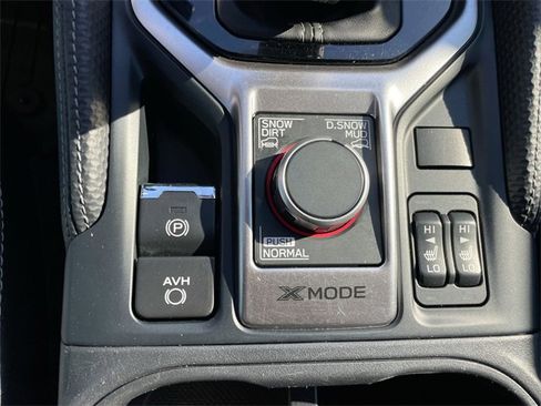 Used 2021 Subaru Forester Touring image 26