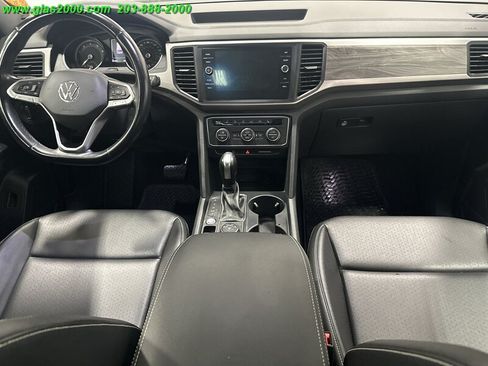 Used 2020 Volkswagen Atlas Cross Sport SE AWD/4WD image 6