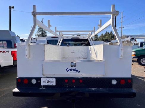 Used 2021 Ford F550 4x4 Crew Cab Super Duty image 4