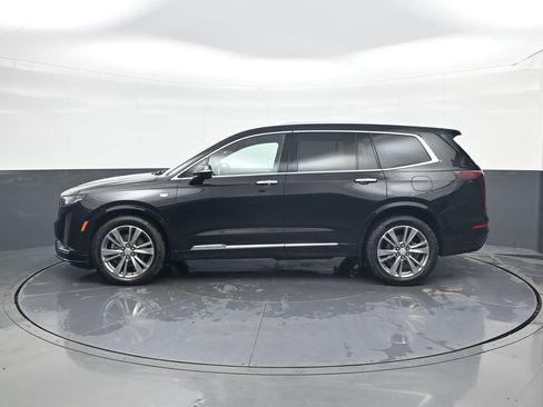 Used 2022 Cadillac XT6 Premium Luxury w/ Technology Package image 4