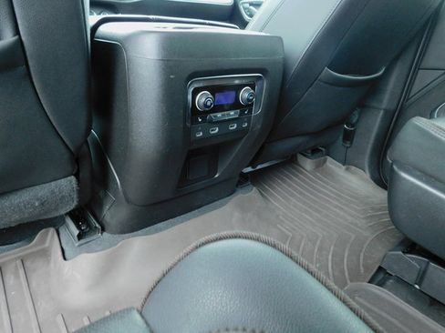 Used 2023 Chevrolet Tahoe High Country image 24