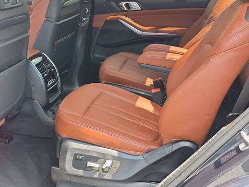 Used 2022 BMW X7 xDrive40i w/ Executive Package AWD/4WD image 21