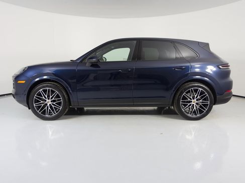 New 2026 Porsche Cayenne image 2