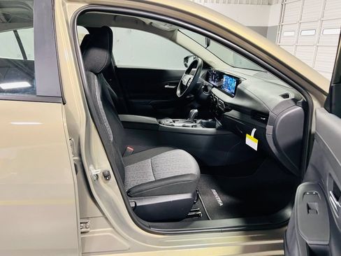 New 2027 Nissan Sentra SV FWD image 28