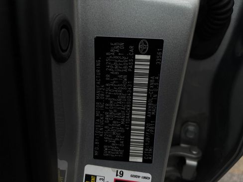 Used 2025 Toyota Camry LE image 28