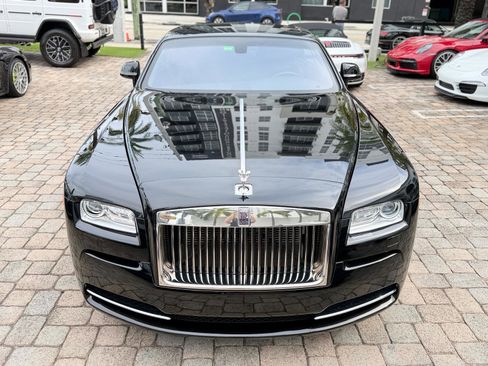 Used 2016 Rolls-Royce Wraith image 3
