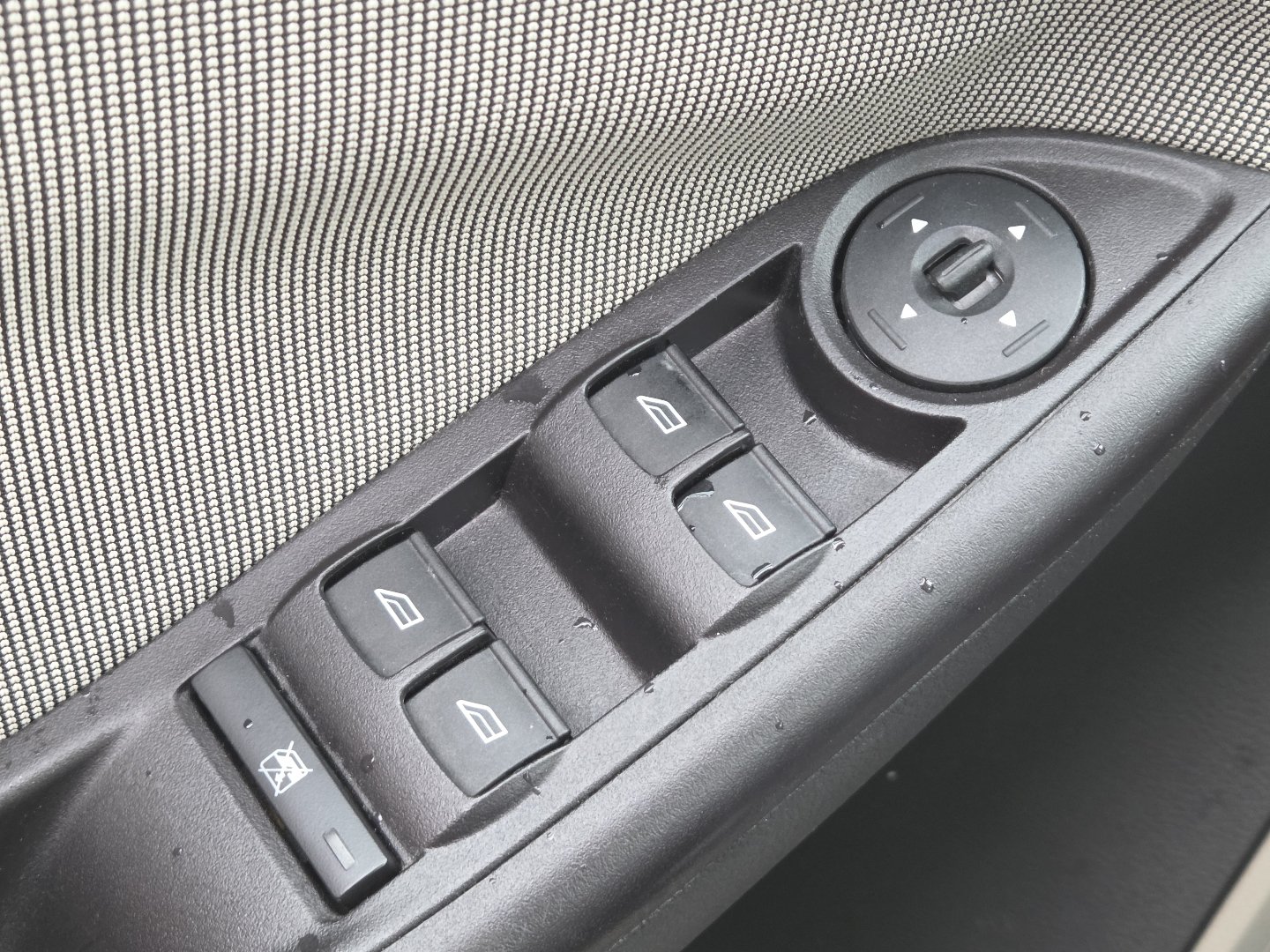 Used 2012 Ford Focus SE FWD image 21