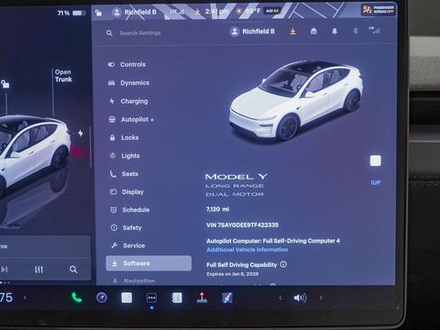 Used 2026 Tesla Model Y AWD image 56