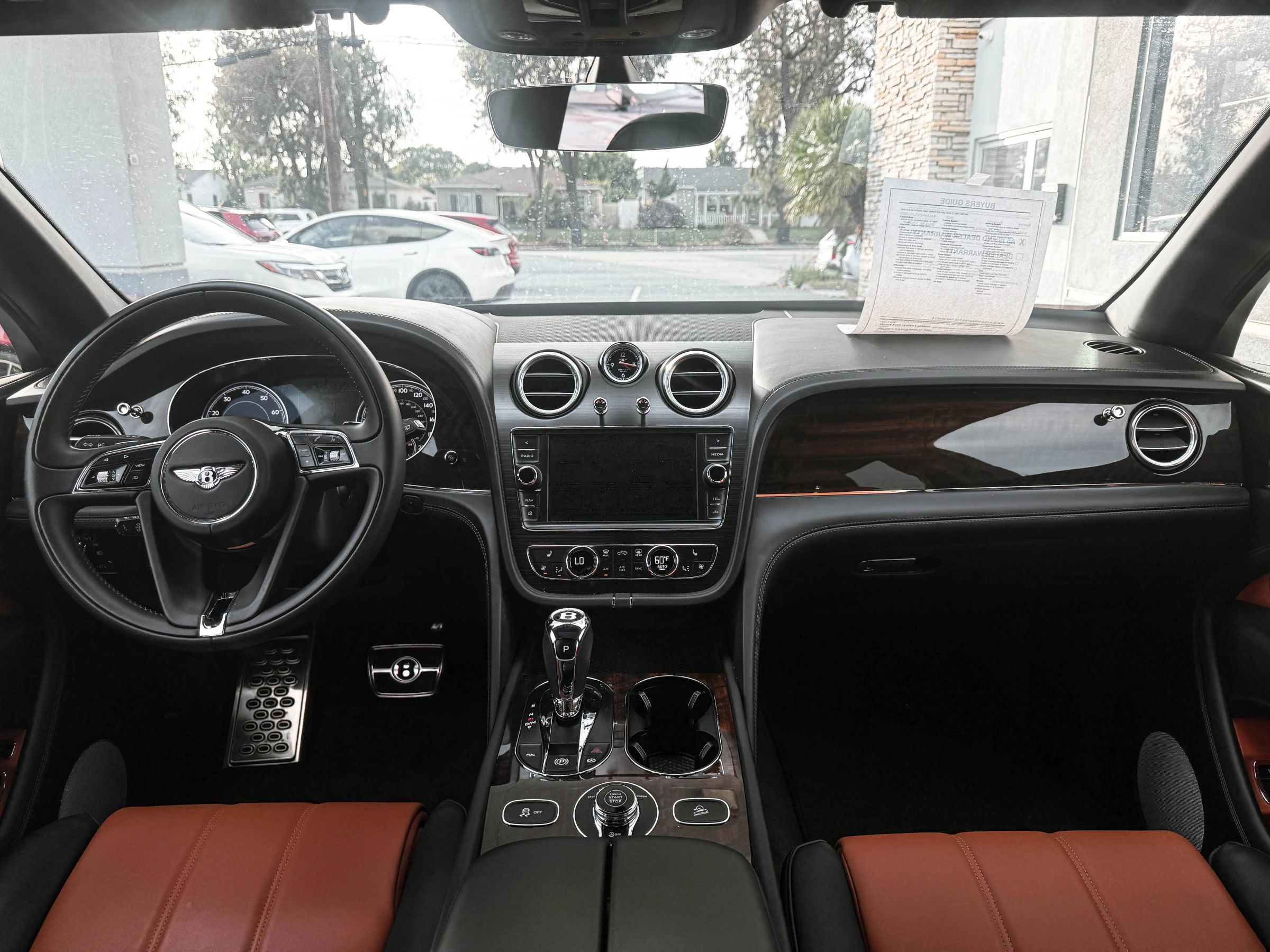 Used 2020 Bentley Bentayga AWD/4WD image 26