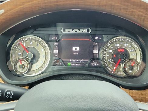 Used 2022 RAM 1500 Limited w/ Body-Colour Bumper Group AWD/4WD image 22