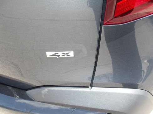 Used 2024 Kia Seltos S AWD/4WD image 9