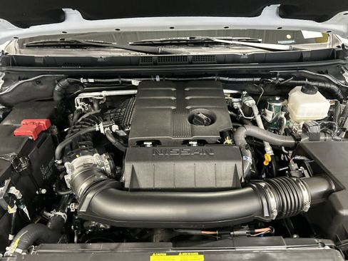 New 2026 Nissan Frontier SV w/ SV Convenience Package AWD/4WD image 32