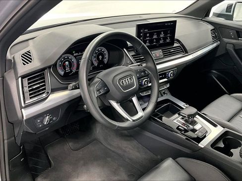 Used 2025 Audi Q5 2.0T Premium AWD/4WD image 16