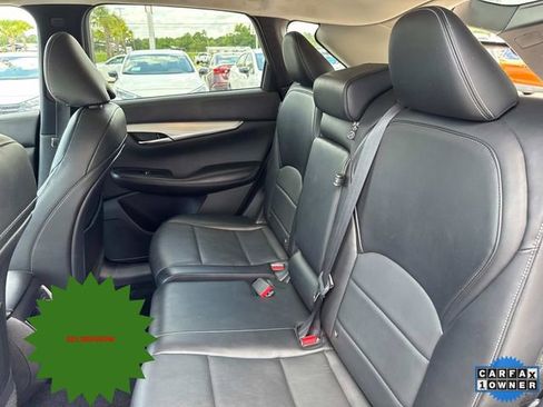 Used 2021 INFINITI QX50 Luxe image 8