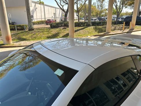 Used 2024 Chevrolet Corvette Stingray Coupe w/ Z51 Performance Package image 16