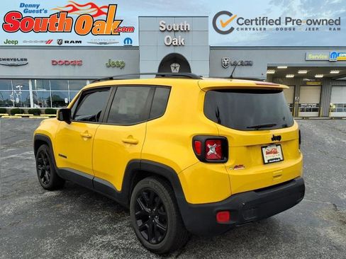 Used 2018 Jeep Renegade Altitude w/ Safety & Security Group image 4