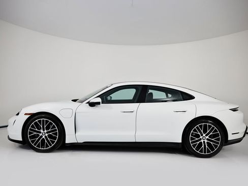 Certified 2022 Porsche Taycan RWD image 2