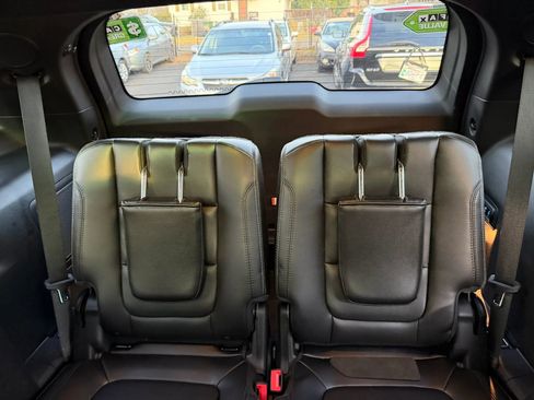 Used 2016 Ford Explorer Limited w/ Equipment Group 301A image 15