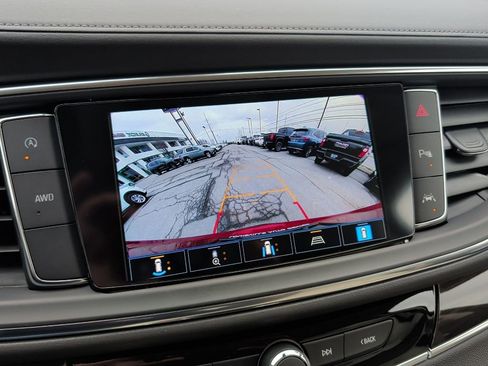 Certified 2024 Buick Enclave Essence w/ Technology Package image 21