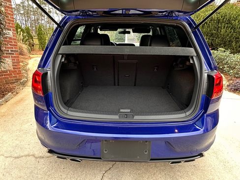 Used 2015 Volkswagen Golf R 4-Door image 11